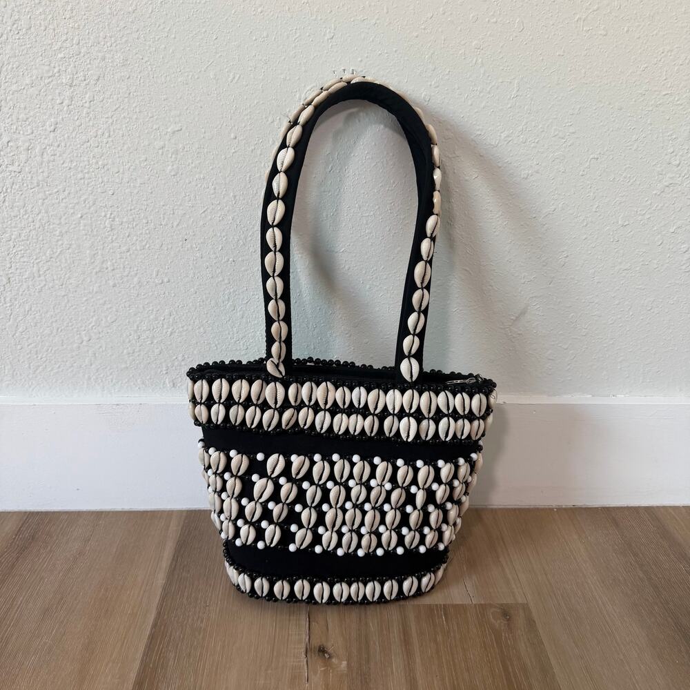 Vintage One of a Kind Cowrie Black and White Glass Beaded Shoulder Handbag